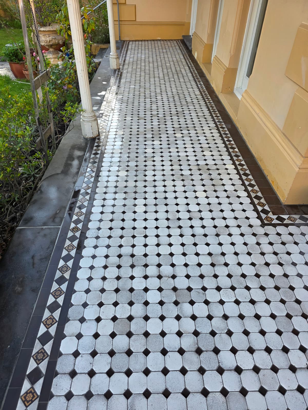 Customer testimonial image